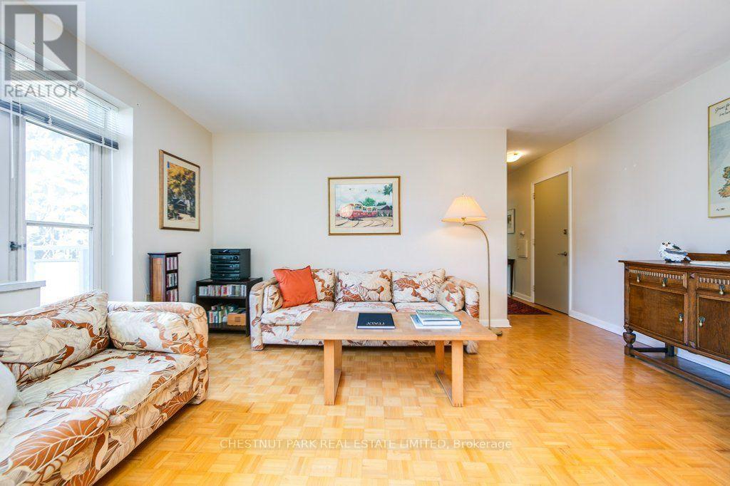 #201 75 SCARBOROUGH ROAD - 3