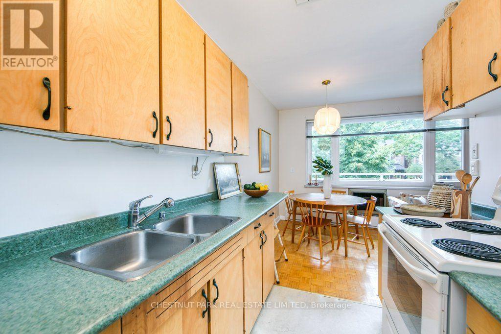 #201 75 SCARBOROUGH ROAD - 8