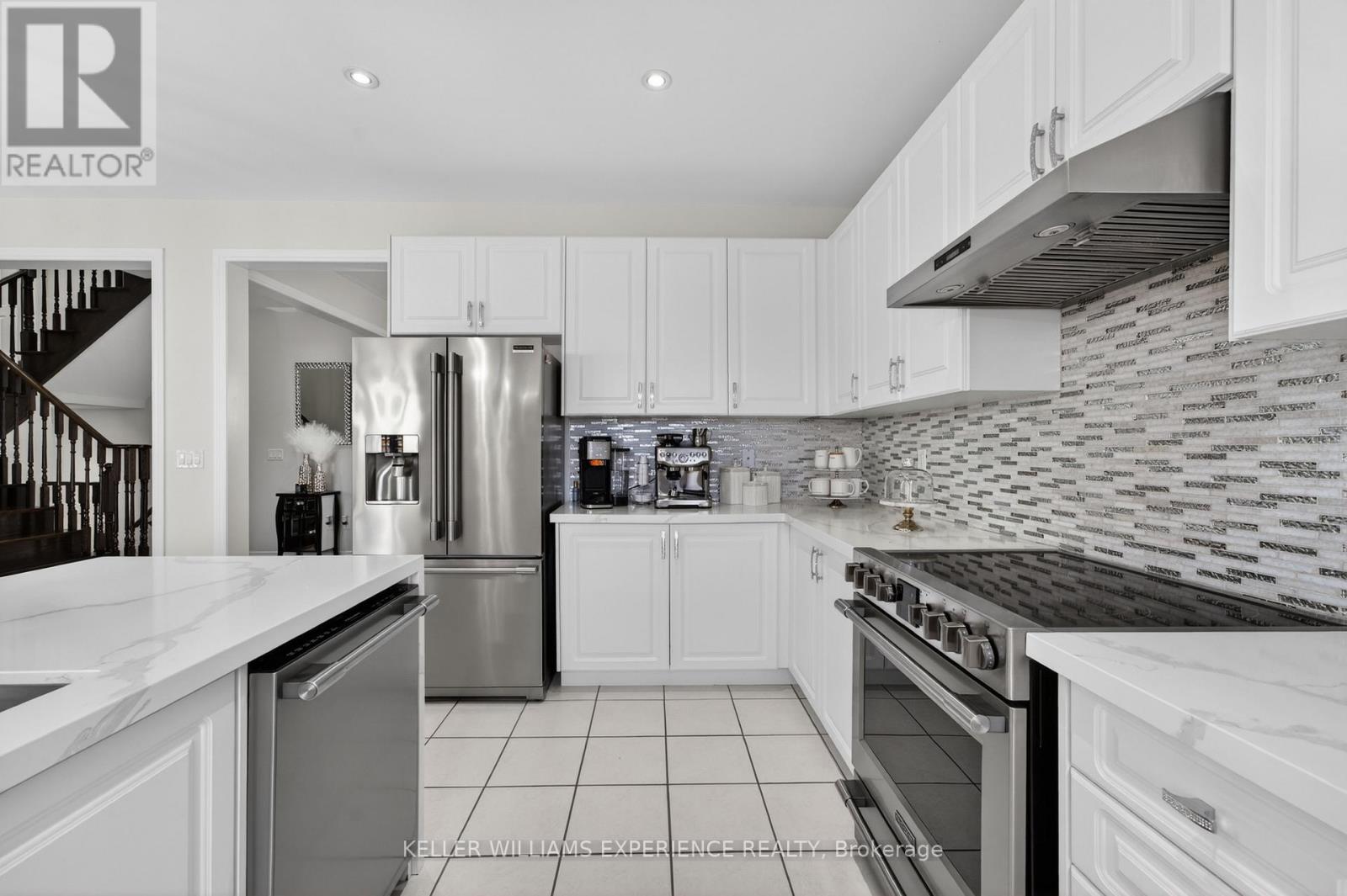 105 DECAROLIS CRESCENT - 15