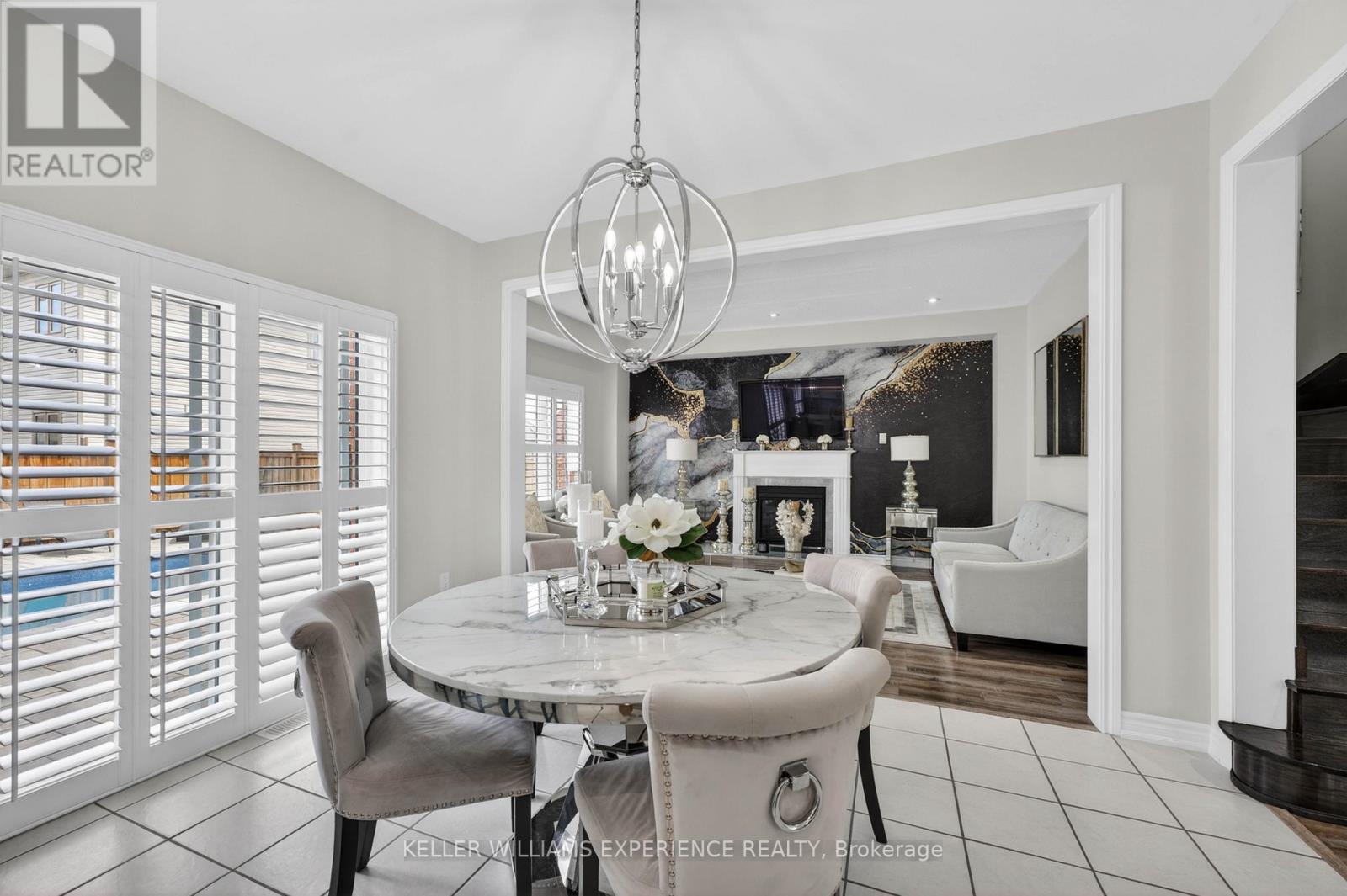 105 DECAROLIS CRESCENT - 16