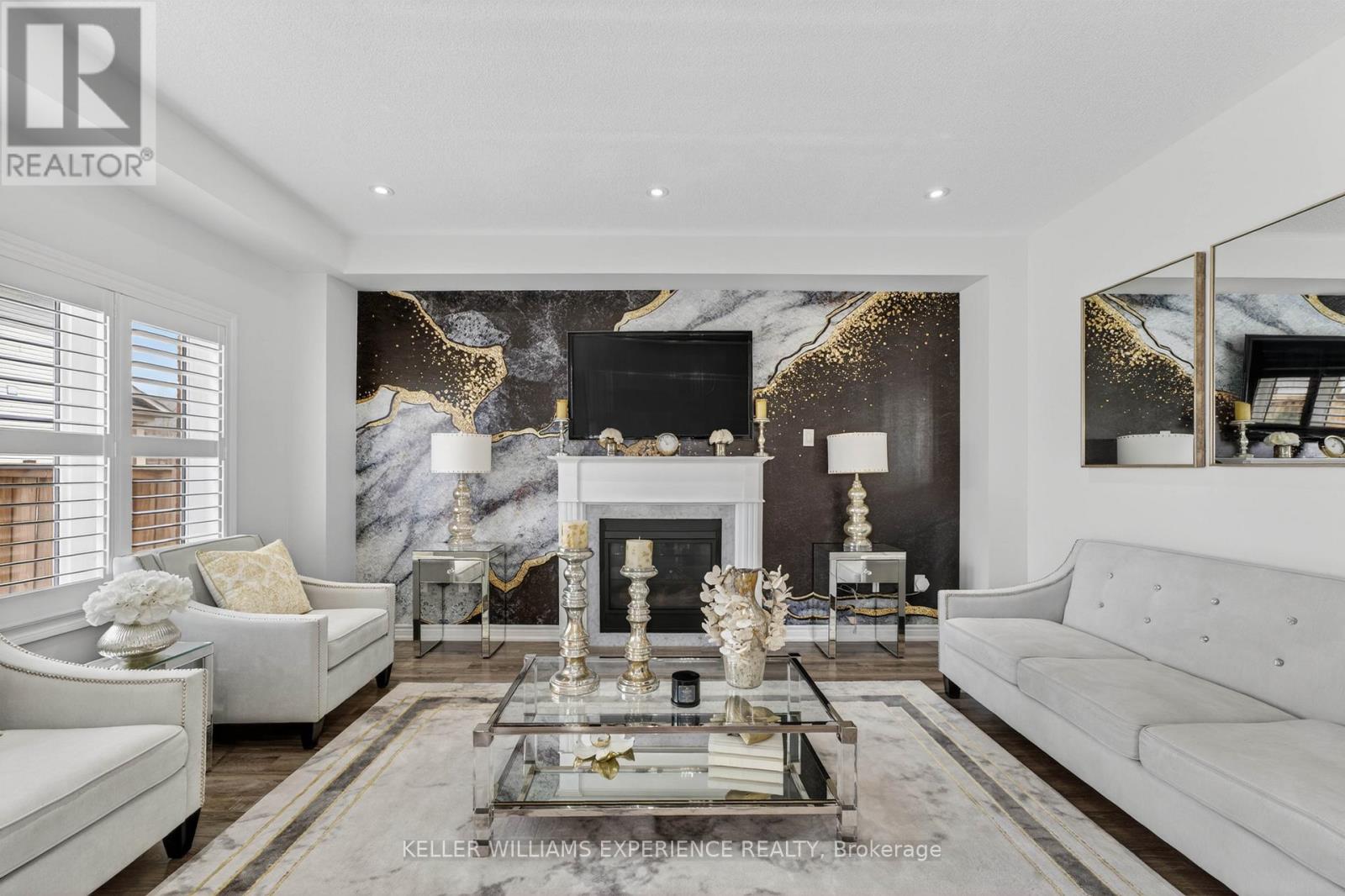 105 DECAROLIS CRESCENT - 17