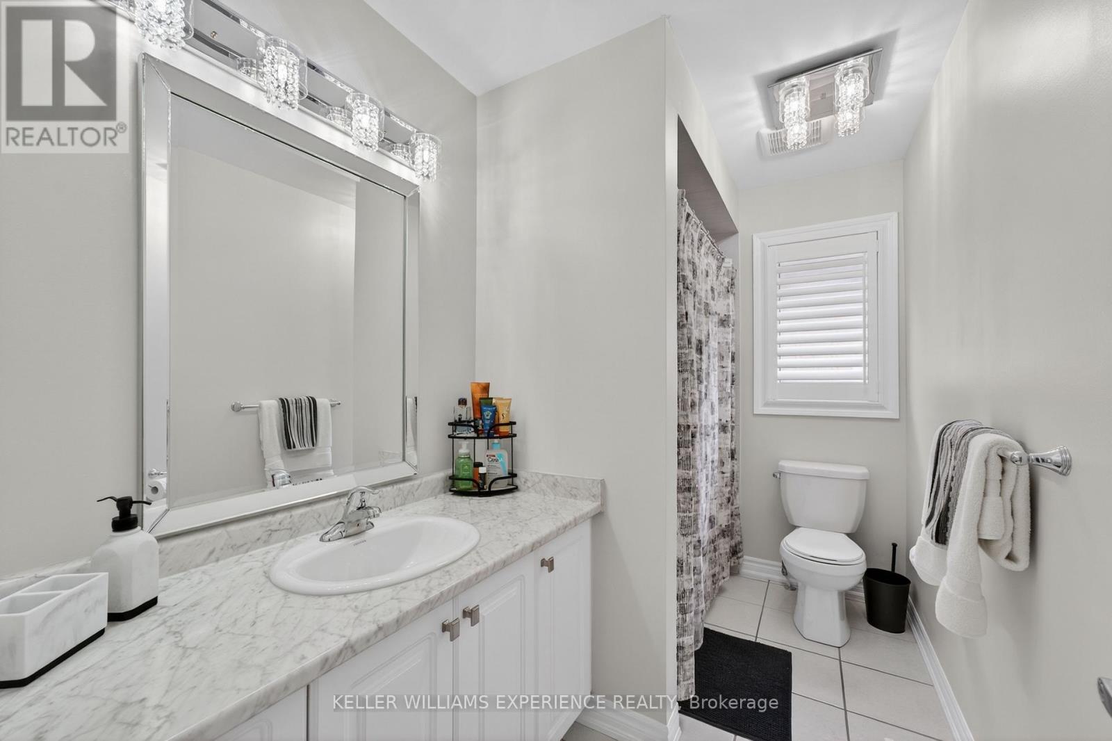 105 DECAROLIS CRESCENT - Image 21