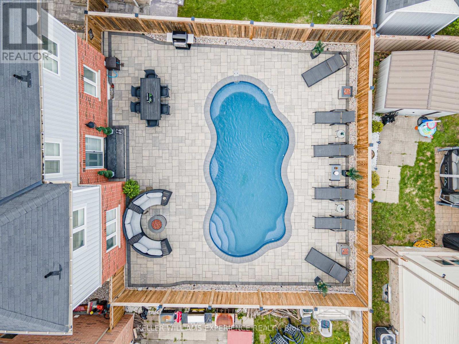 105 DECAROLIS CRESCENT - 43