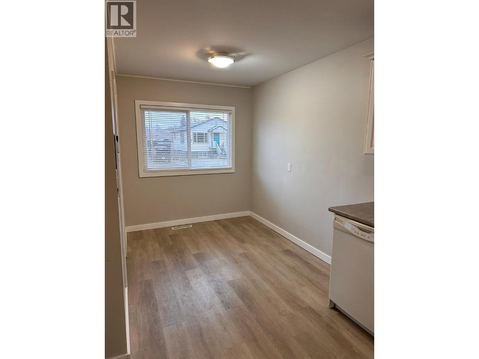 3500 24 Avenue - Image 27