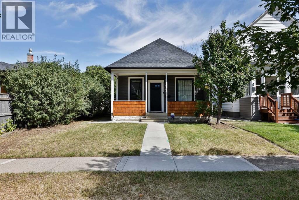 937 10 Street S - 1