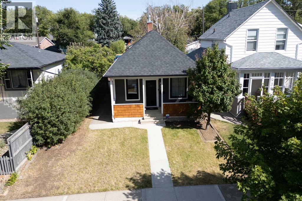 937 10 Street S - 14