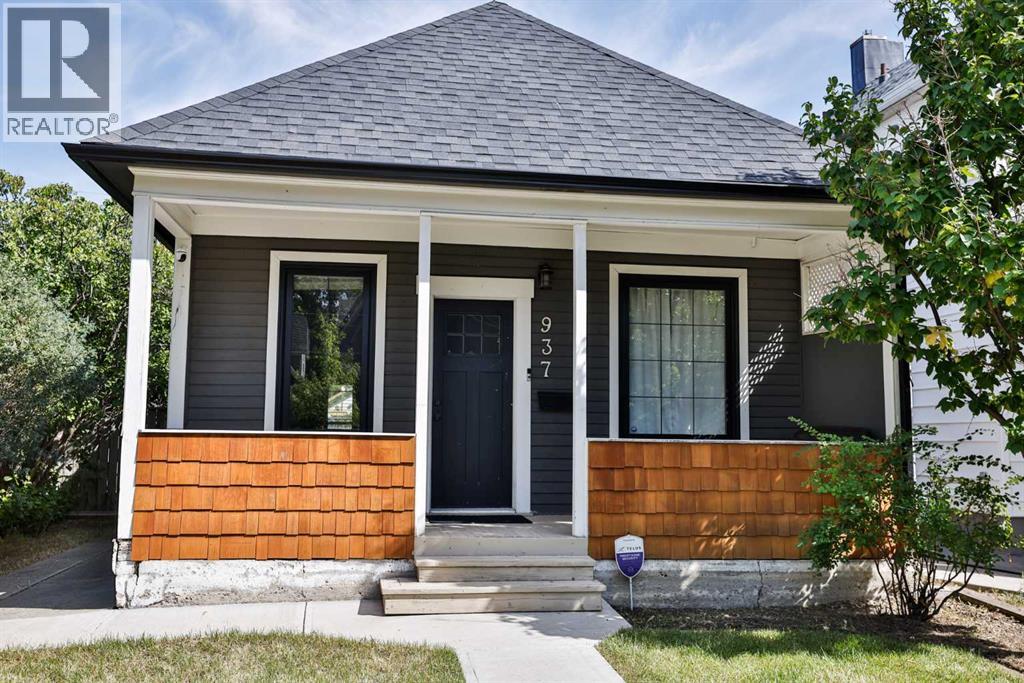 937 10 Street S - 27