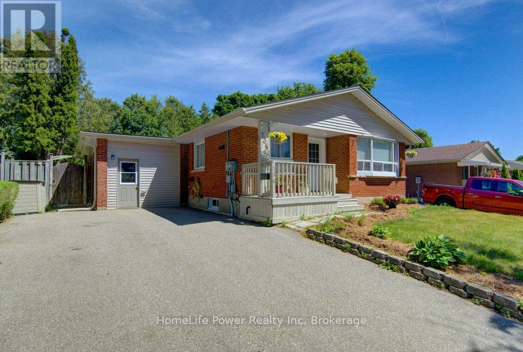 136 DUNSMERE DRIVE — photo 2