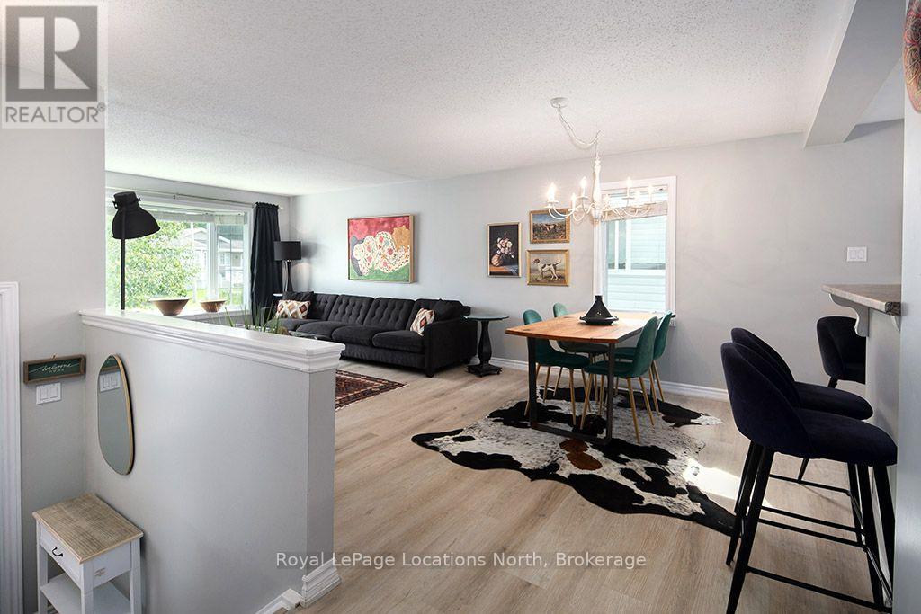 20 BIRCHWOOD COURT - 7