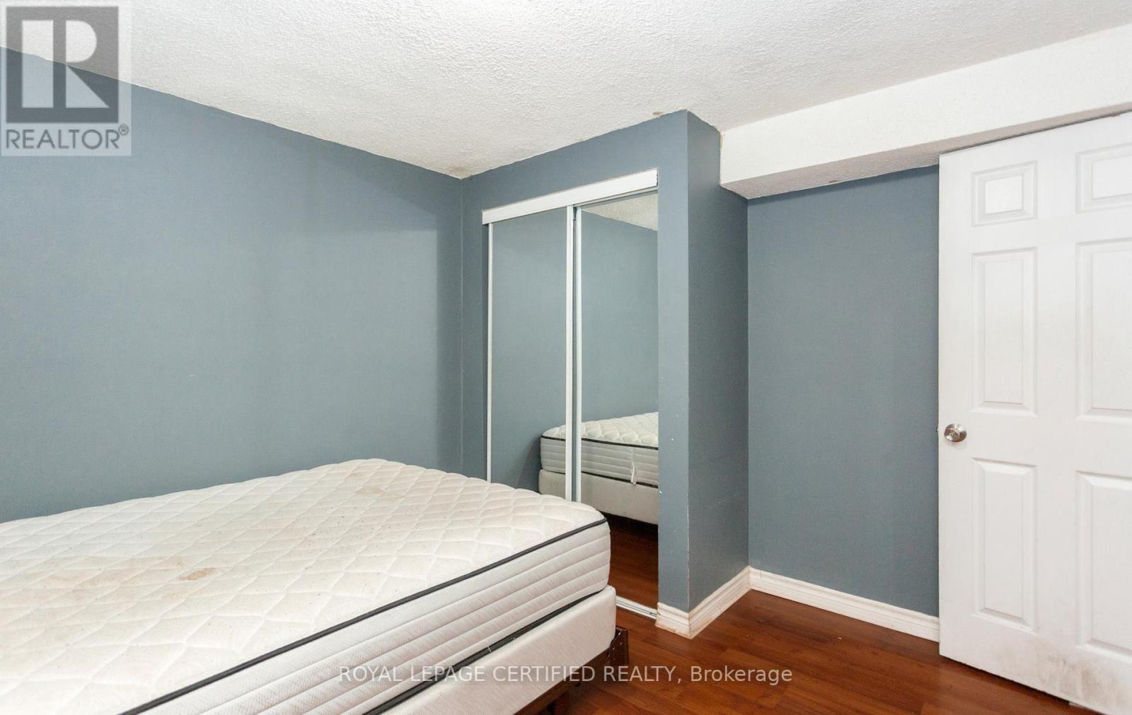 6582 SKIPPER WAY - 42
