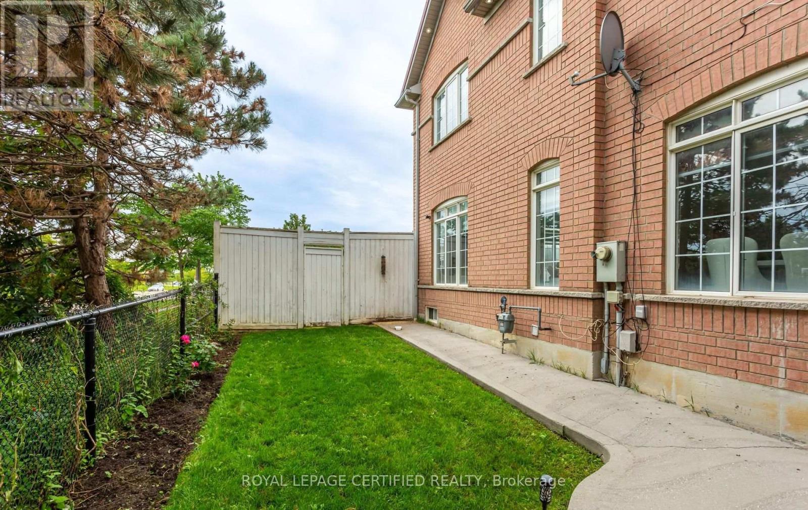 6582 SKIPPER WAY - 47