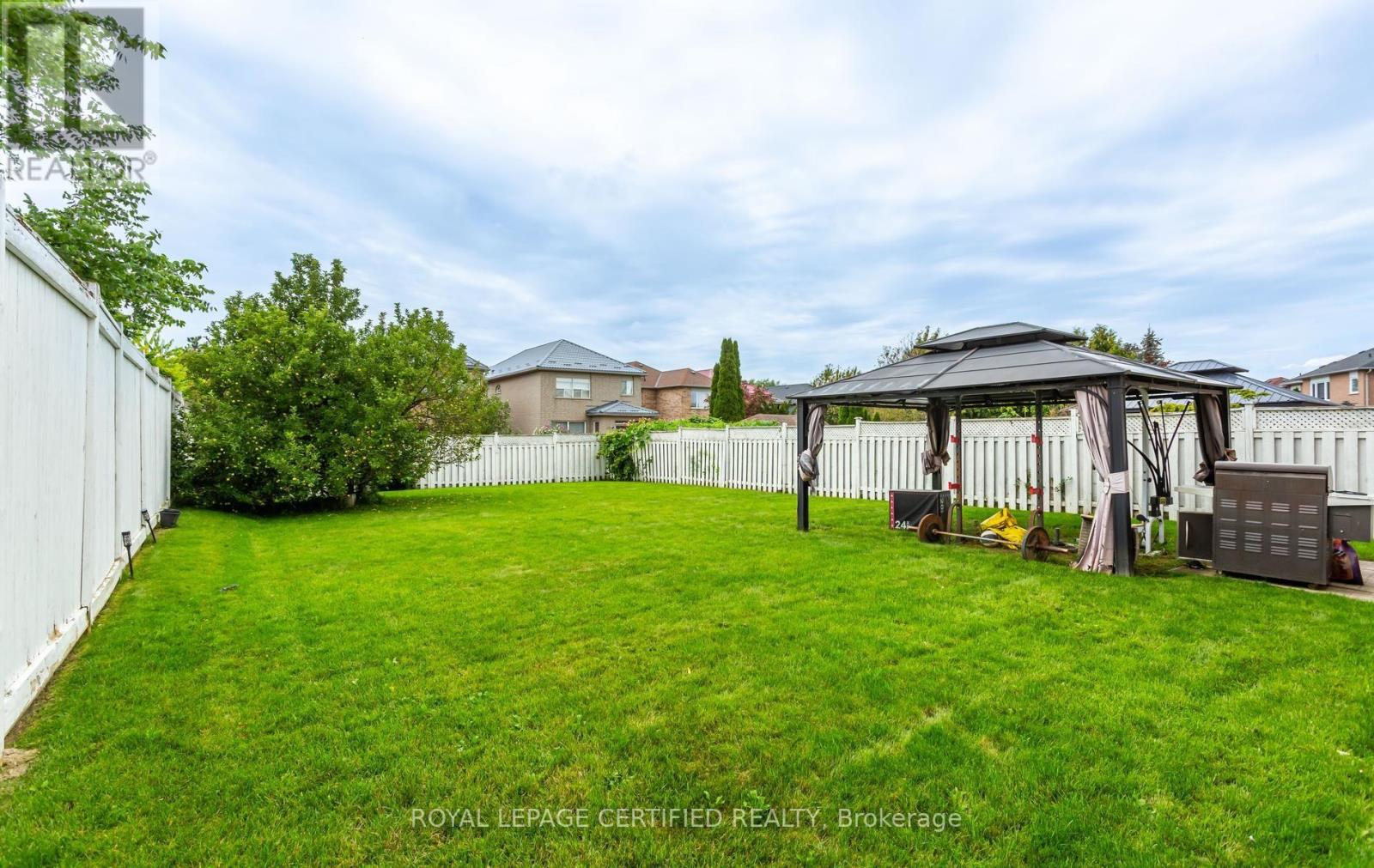 6582 SKIPPER WAY - 48