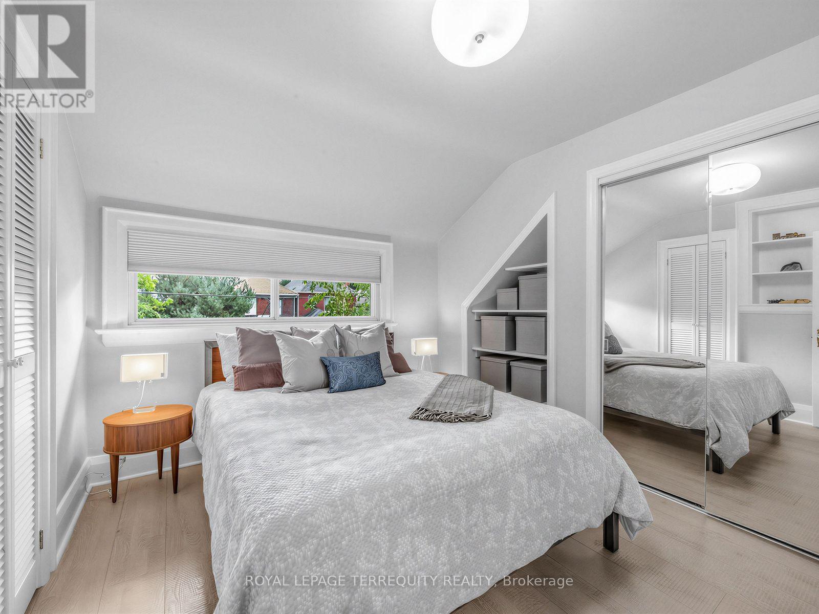 22 MONTYE AVENUE - 24
