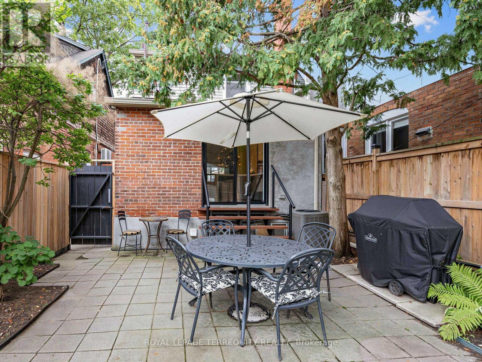 22 MONTYE AVENUE - 32
