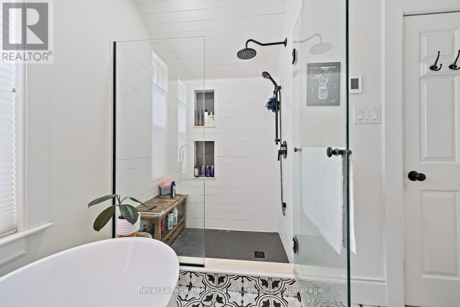 231 ARTHUR STREET - Image 34