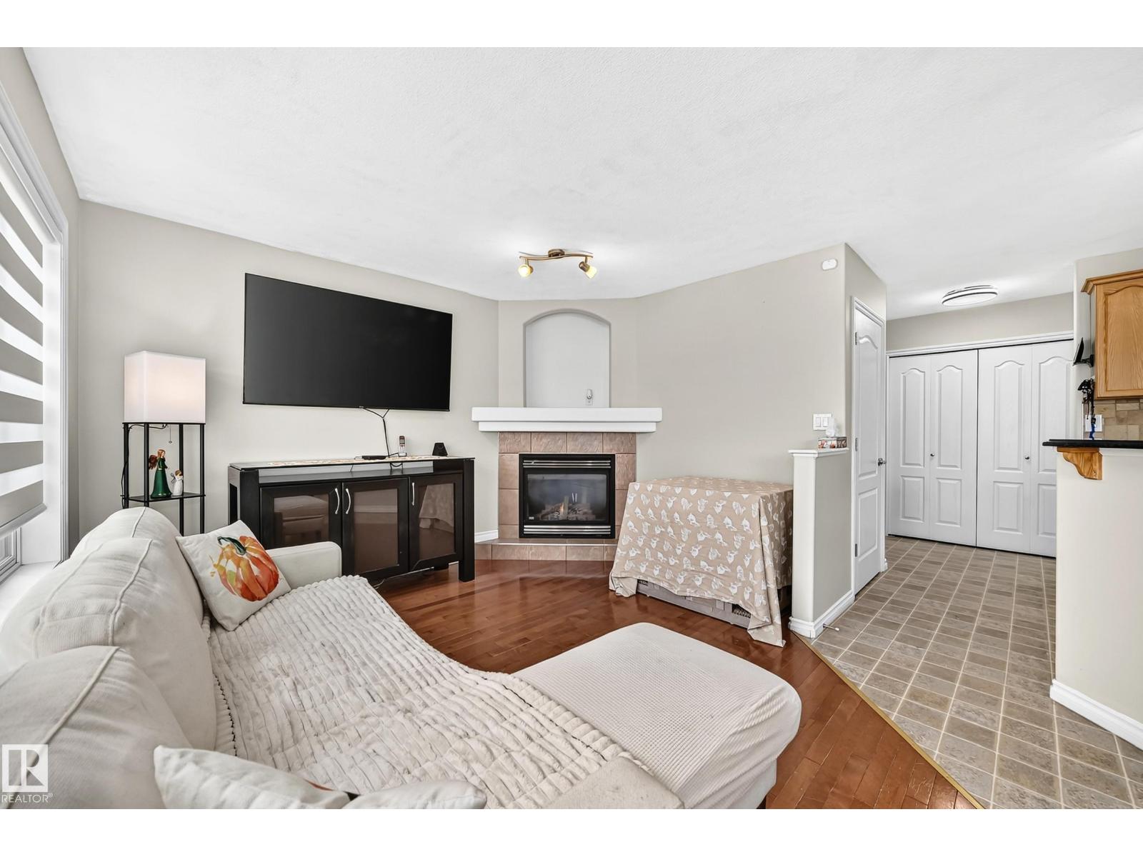 16119 95 ST NW - 19