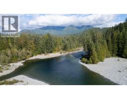 435 Cedar Cres, Gold River, BC V0P1G0 Photo 25