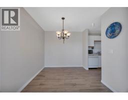 Living room - 302 1631 Dufferin Cres, Nanaimo, BC V9S5T4 Photo 7