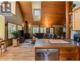 955 Cedar Brae Road, Glade, BC V1N4R5 Photo 17