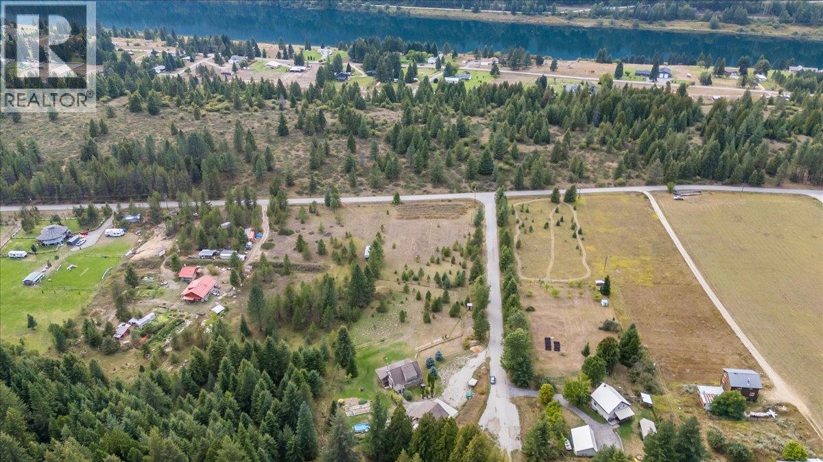 955 Cedar Brae Road - Image 64