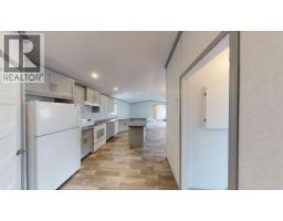 20 Wilderness Heights Drive, Elkford, BC V0B1H0 Photo 10