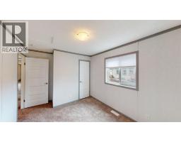 20 Wilderness Heights Drive, Elkford, BC V0B1H0 Photo 18