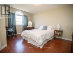 67 - 20 Mcconkey Crescent, Brantford, ON N3S0C1 Photo 14