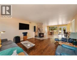 Den - 2961 Pickford Rd, Colwood, BC V9B2K8 Photo 10