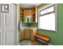 Kitchen - 2961 Pickford Rd, Colwood, BC V9B2K8 Photo 14