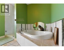 2961 Pickford Rd, Colwood, BC V9B2K8 Photo 18
