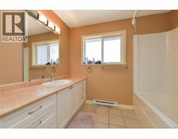 2961 Pickford Rd, Colwood, BC V9B2K8 Photo 21