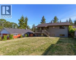 1389 Hastings St, Saanich, BC V8Z2W6 Photo 40