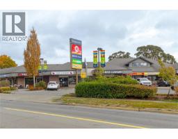 1389 Hastings St, Saanich, BC V8Z2W6 Photo 47
