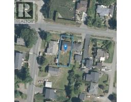 1389 Hastings St, Saanich, BC V8Z2W6 Photo 51