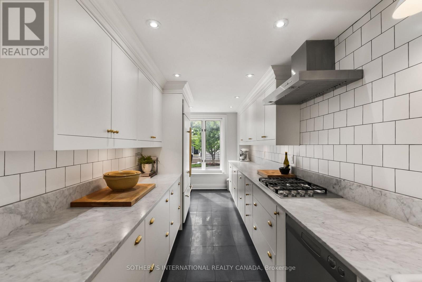 213 WALMER ROAD - 15