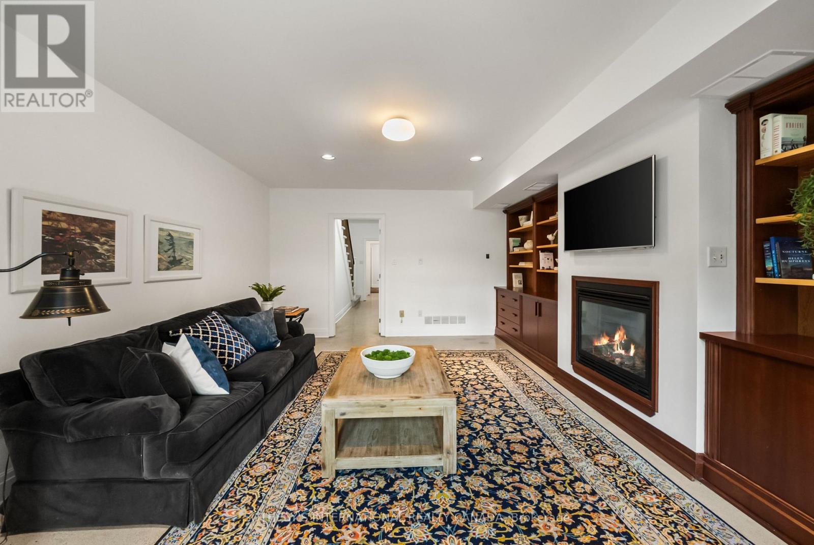 213 WALMER ROAD - 44