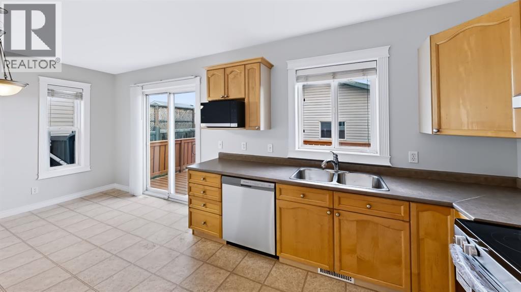 225 Campbell Crescent - Image 13