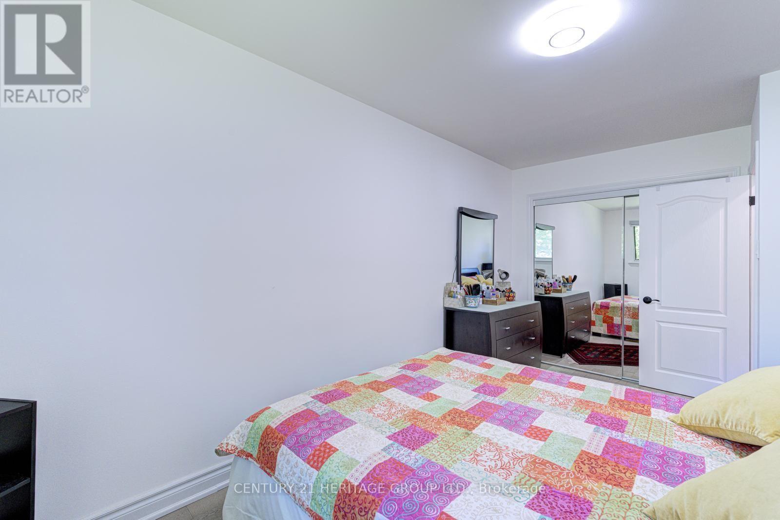 117 MARBURY CRESCENT - 25