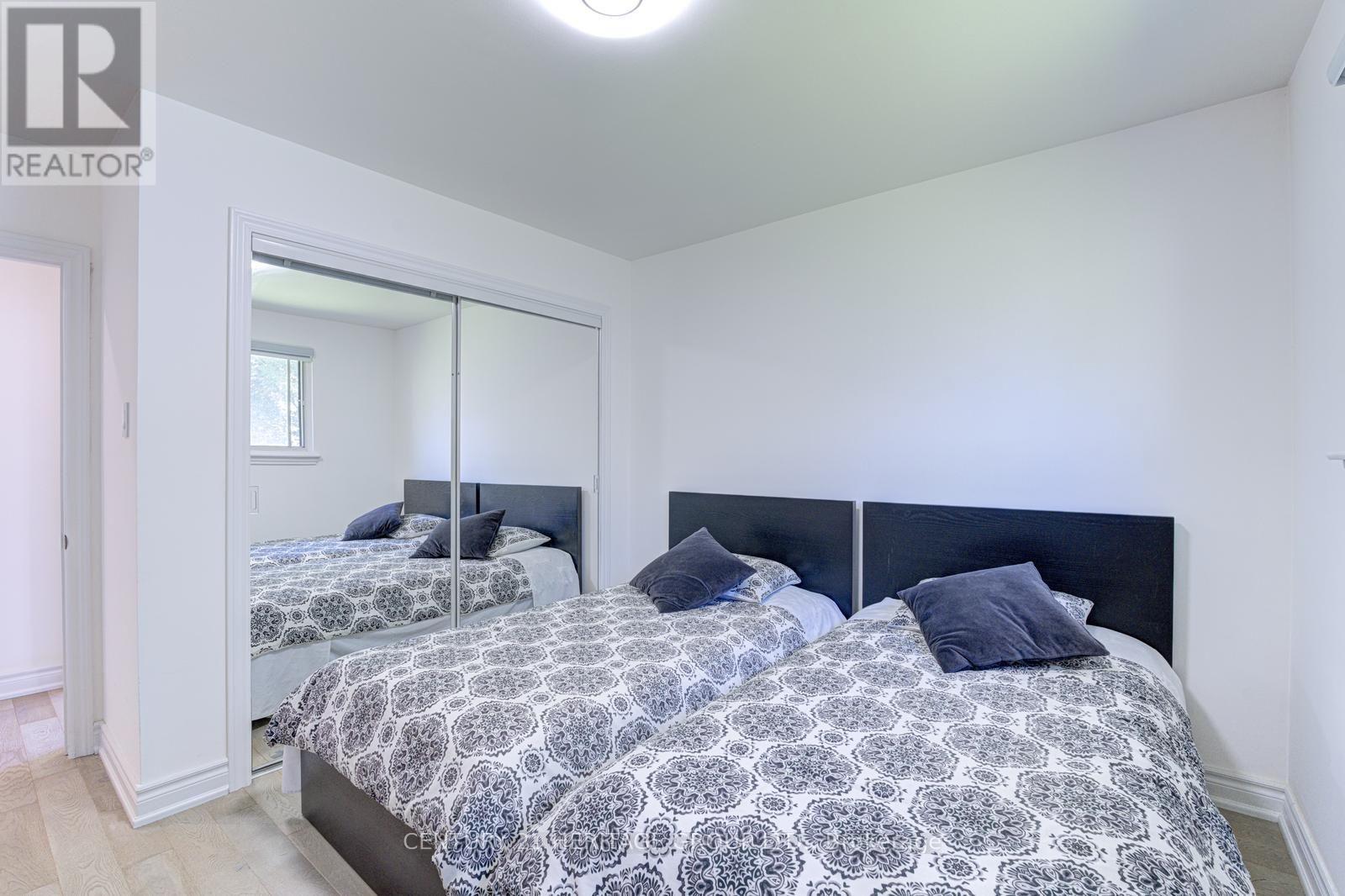 117 MARBURY CRESCENT - 27