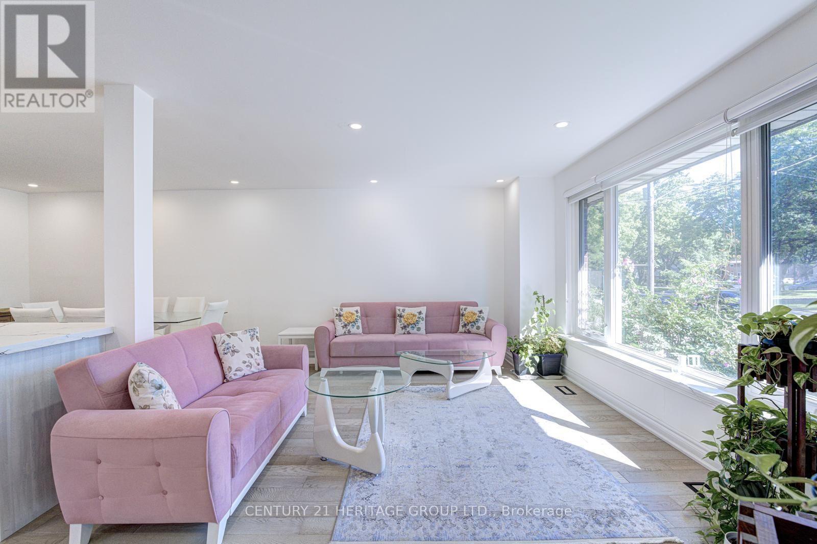 117 MARBURY CRESCENT - 7