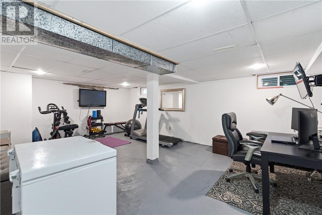 33 Alder Street - Image 17