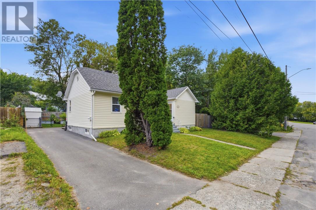 33 Alder Street - 2