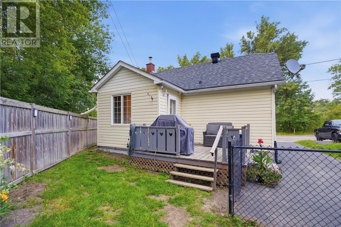 33 Alder Street - Image 26