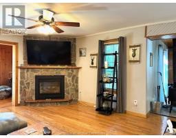 Living room - 22b Champagne Avenue, St  Charles, ON P0M2W0 Photo 8