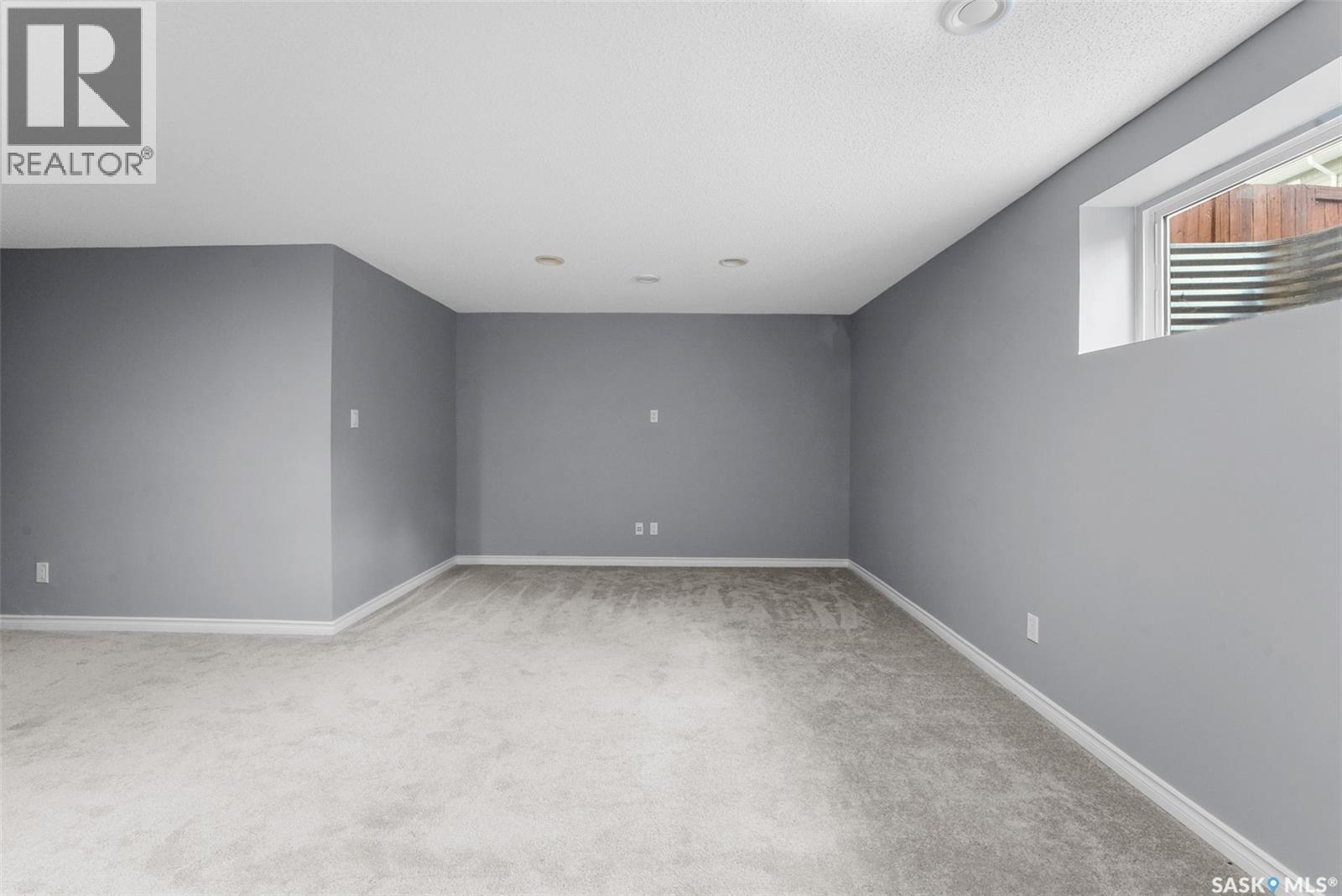 #217 4002 Sandhill CRESCENT - 27