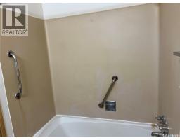 106 67 Wood Lily Drive, Moose Jaw, SK S6J1G6 Photo 18