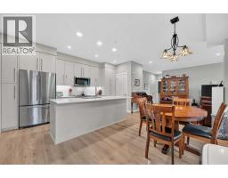 4pc Bathroom - 104, 383 Smith Street Nw, Calgary, AB T3B6J9 Photo 7