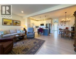 A 2142 Nikola Pl, Campbell River, BC V9W6H9 Photo 14