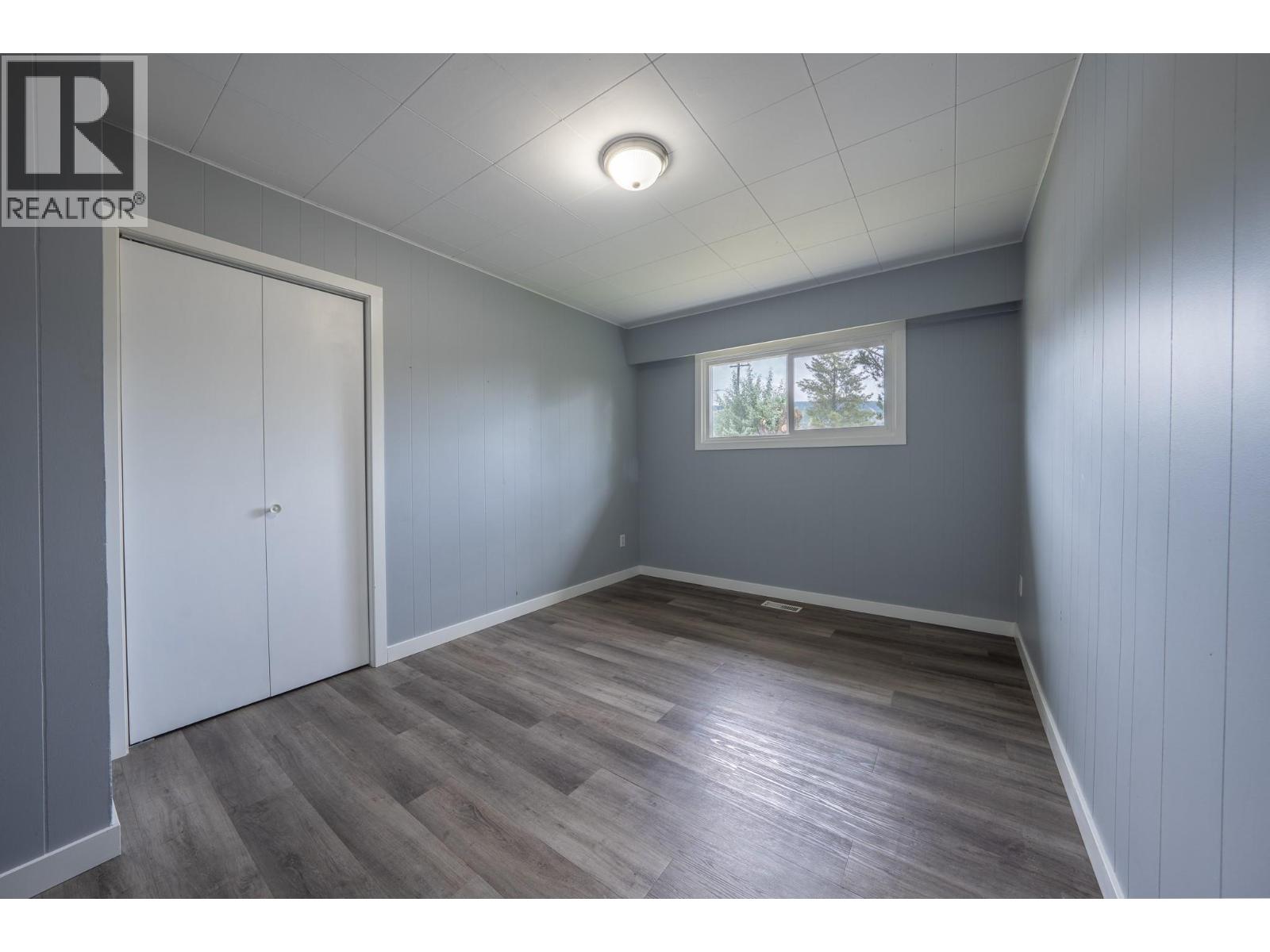 2486 Central Avenue - 22