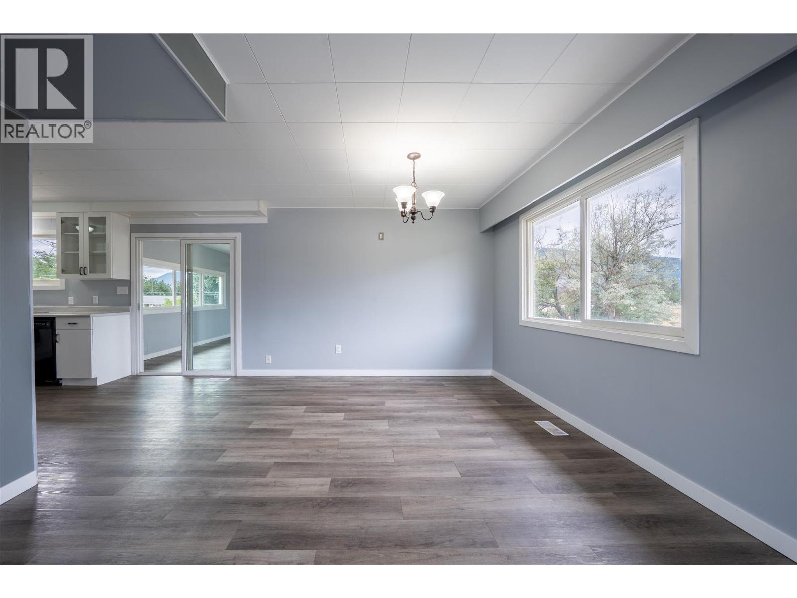 2486 Central Avenue - Image 15